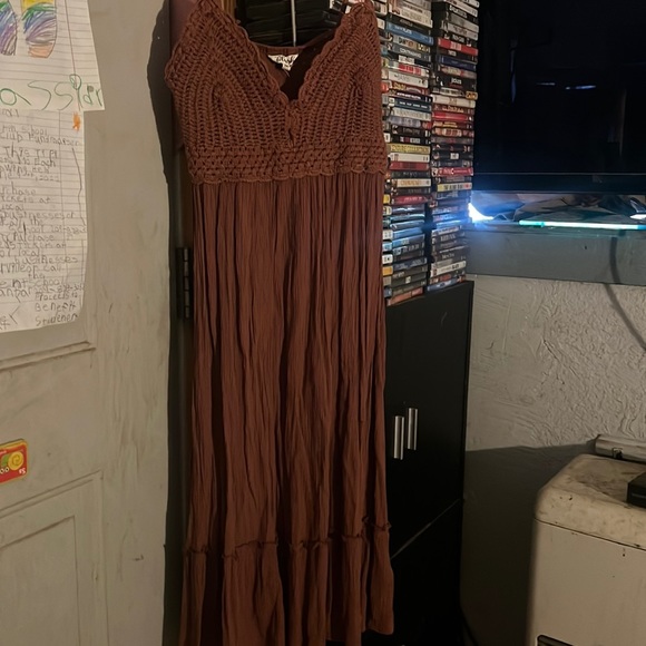 Dresses & Skirts - Dress